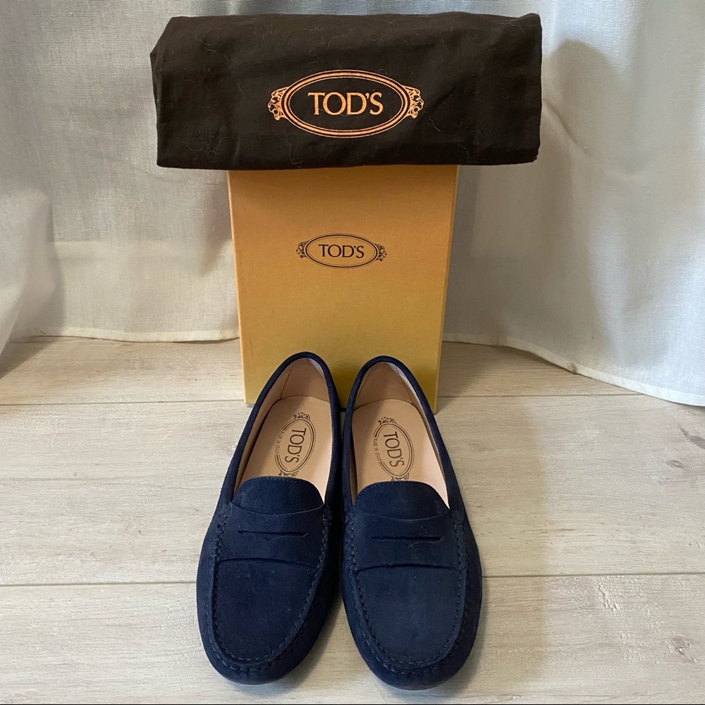 Tod’s GOMMINO DRIVING SUEDE LOAFERS IN BLUE